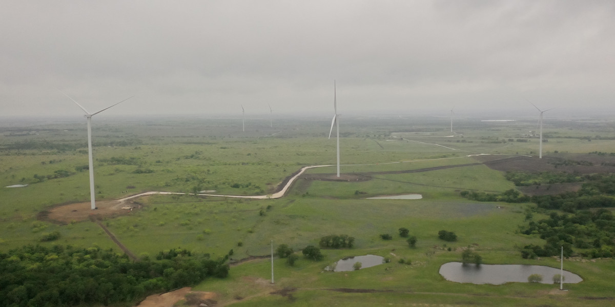 Hubbard Masthead_122722