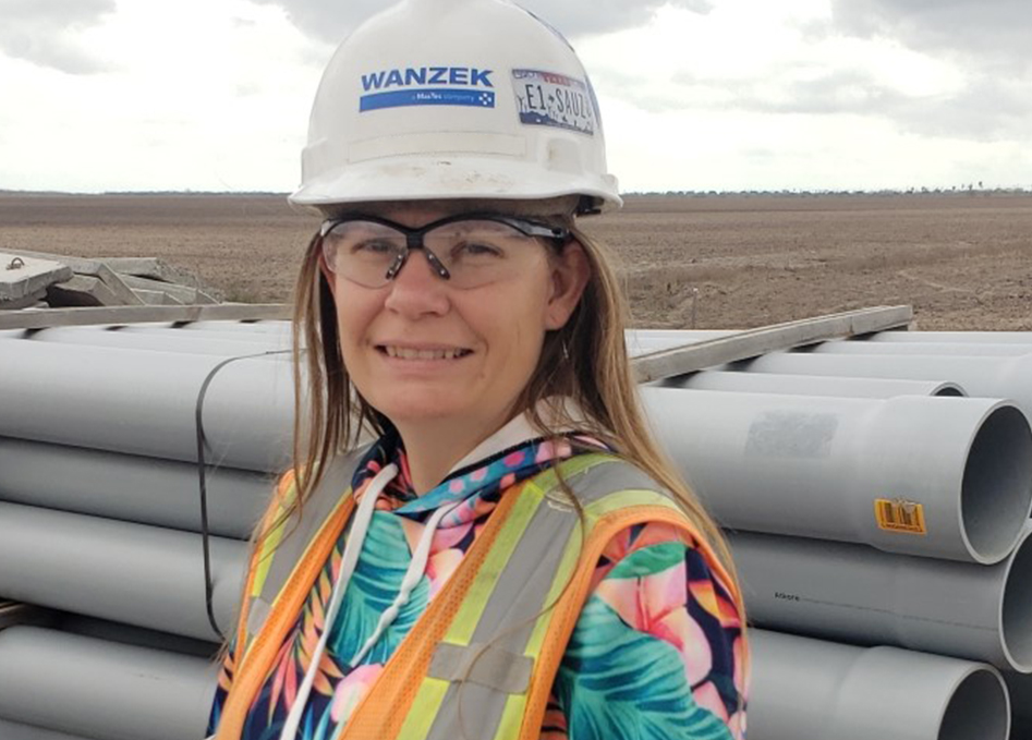 hard hat, women in construction, construction